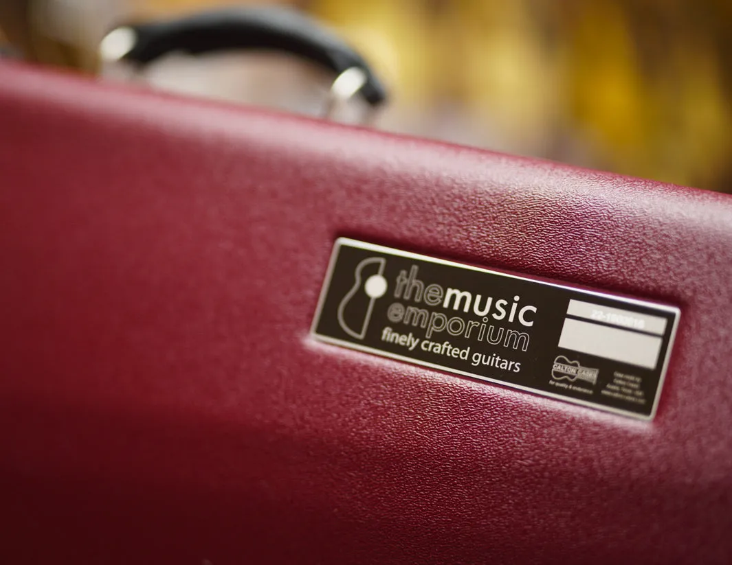 Calton Mandolin Burgundy / Gold Interior