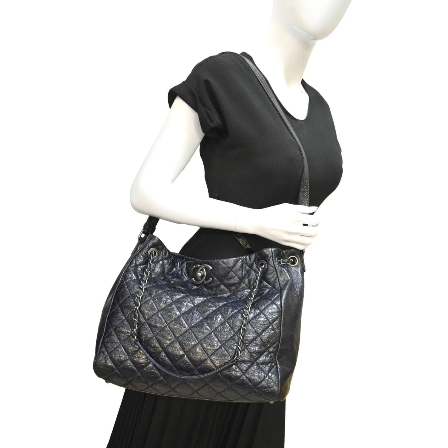 CHANEL Glazed Aged Calfskin Distressed Tote Shoulder Bag Blue