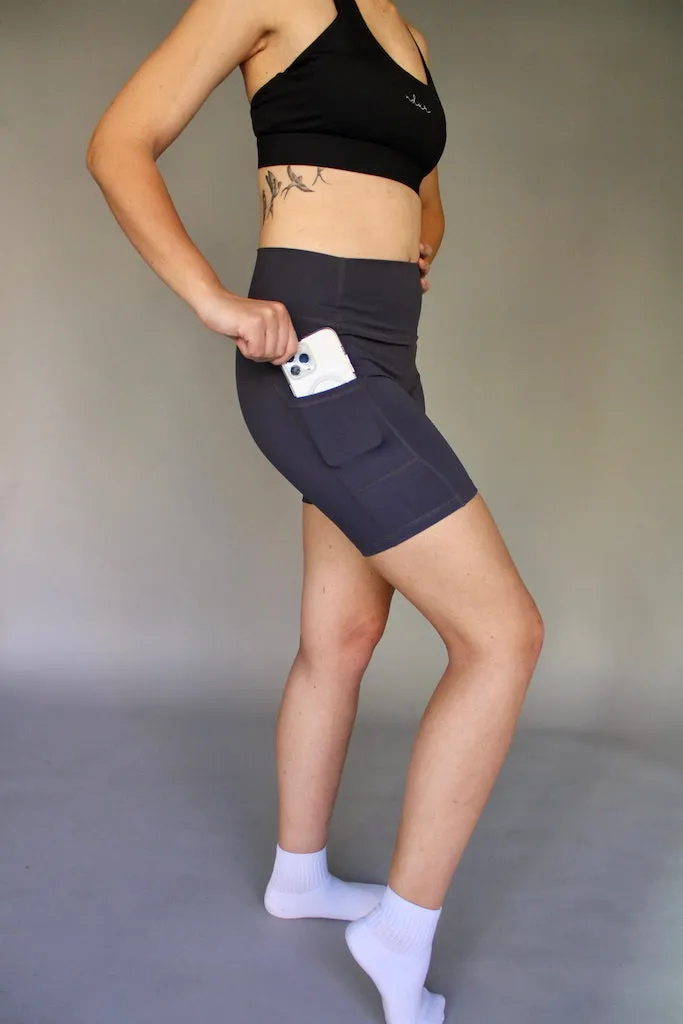 High Waist Shorts - Signature