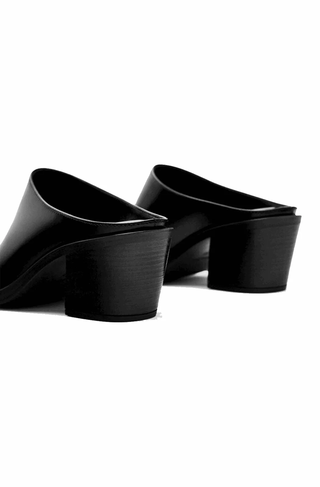 Leather pointed toe mules
