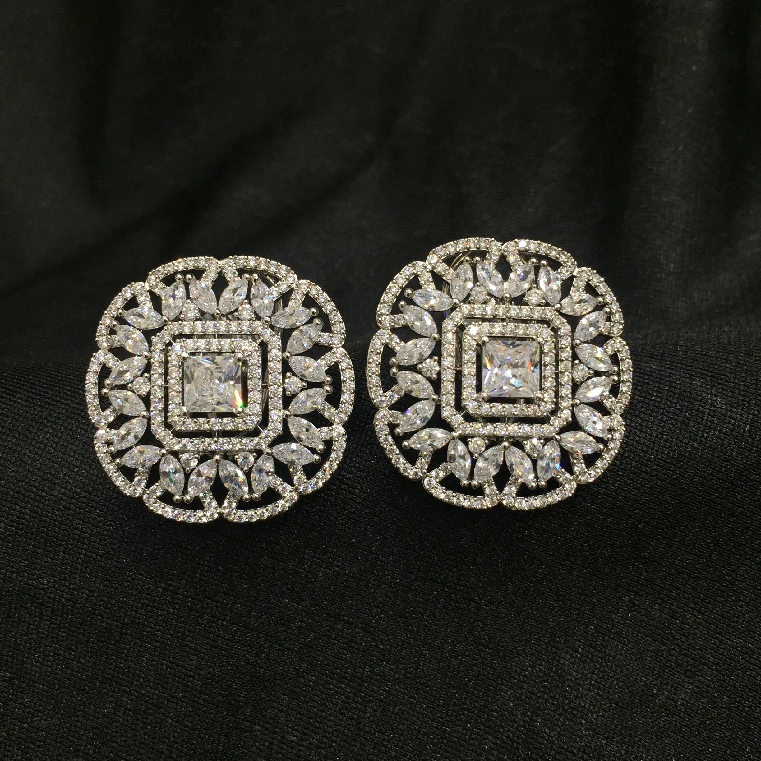 Silver polish zircon Tops/Studs